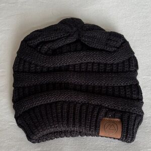 American Trends Slouchy Knit Beanie Winter Hat Black One Size NWOT